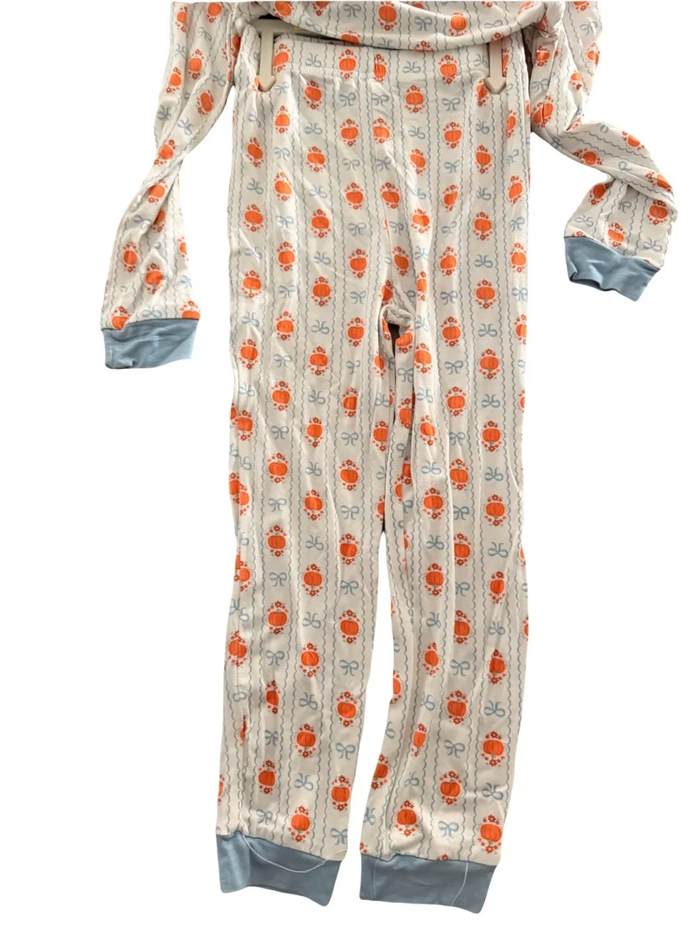 Long-Sleeve girls Kids pajamas size 4t - White with Orange Pumpkin fall Print